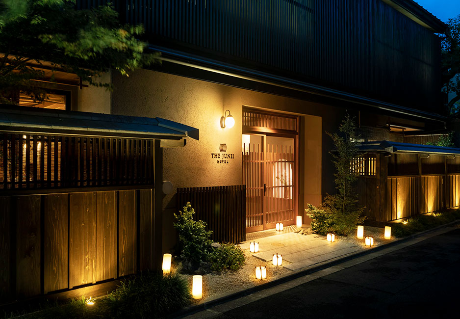 貴方だけの、特別な休日に寄り添う別邸 京の別邸が誘う非日常空間で、五感を満たす愉悦のひとときをお楽しみください。