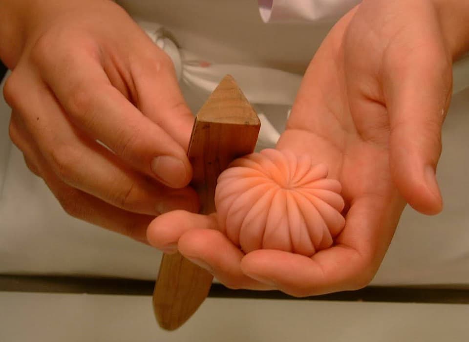 京都ならではのお菓子作り甘春堂で和菓子作り体験