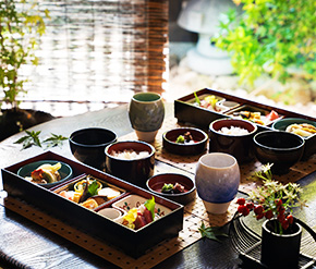 【朝食付きプラン】仕出し朝食をお部屋にて・伝統文化に舌鼓を